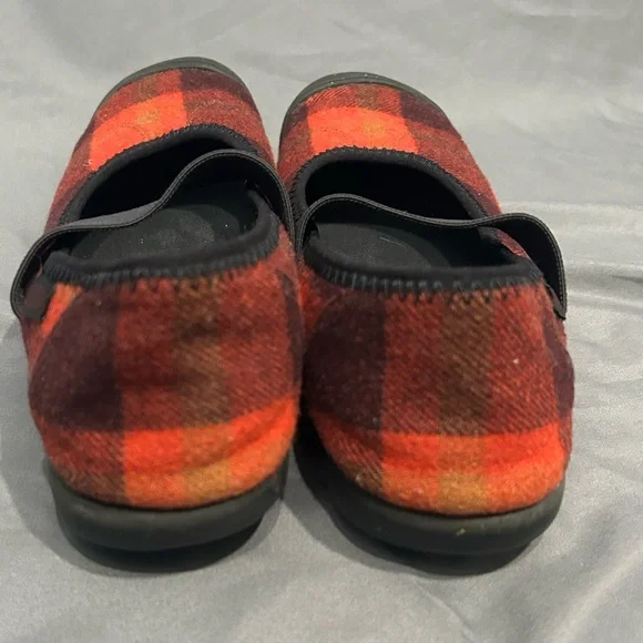 KEEN Womens Sienna Mary Jane Flat Red Black Plaid Size 9 buffalo check pattern - Picture 4 of 7